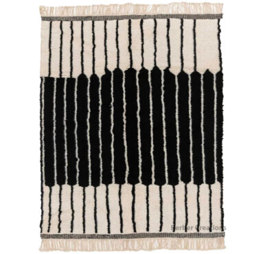 Moroccan Berber Wool Rug OR0031