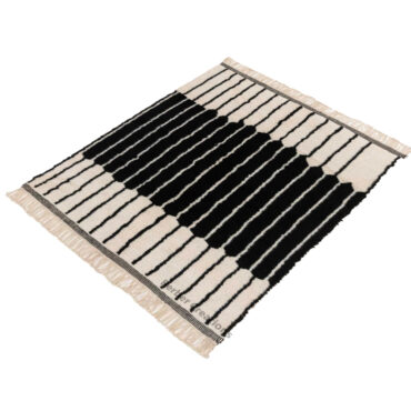 Moroccan Berber Wool Rug OR0031