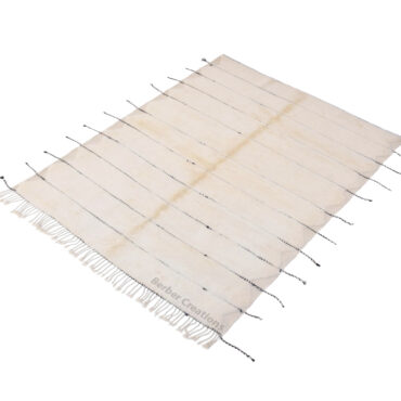 Moroccan Berber Wool Rug OR0025