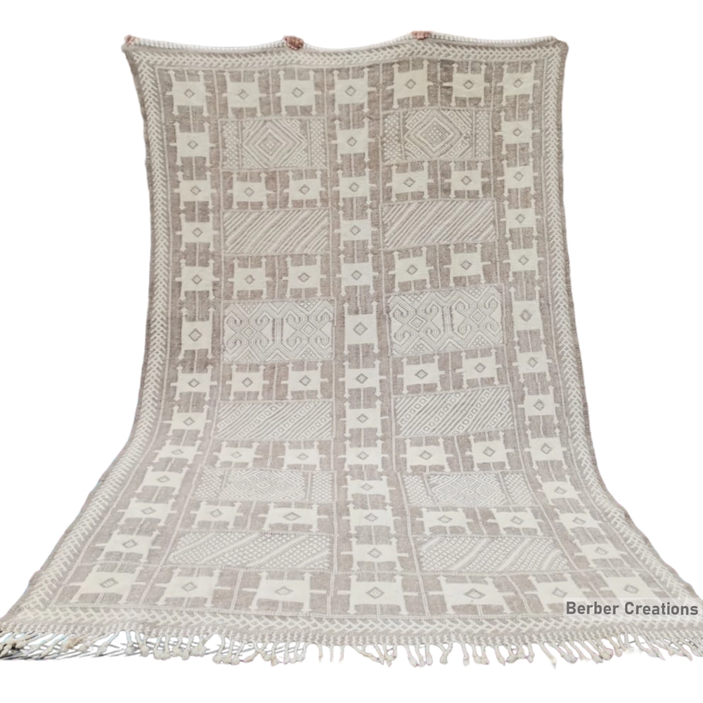 moroccan kilim zanafi wool rug beige