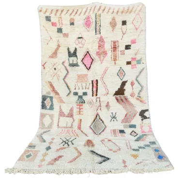 Vintage Moroccan Berber Boujaad Rug 5.2’x8.8′