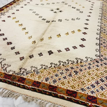 Taznakht Vintage Moroccan Berber Rug 7’x10′