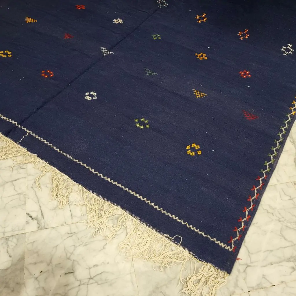 handmade flatweave wool rug blue taznakht style details 3