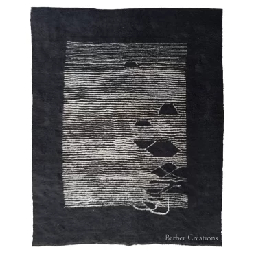 Handwoven Minimalist Beni Wool Rug Black