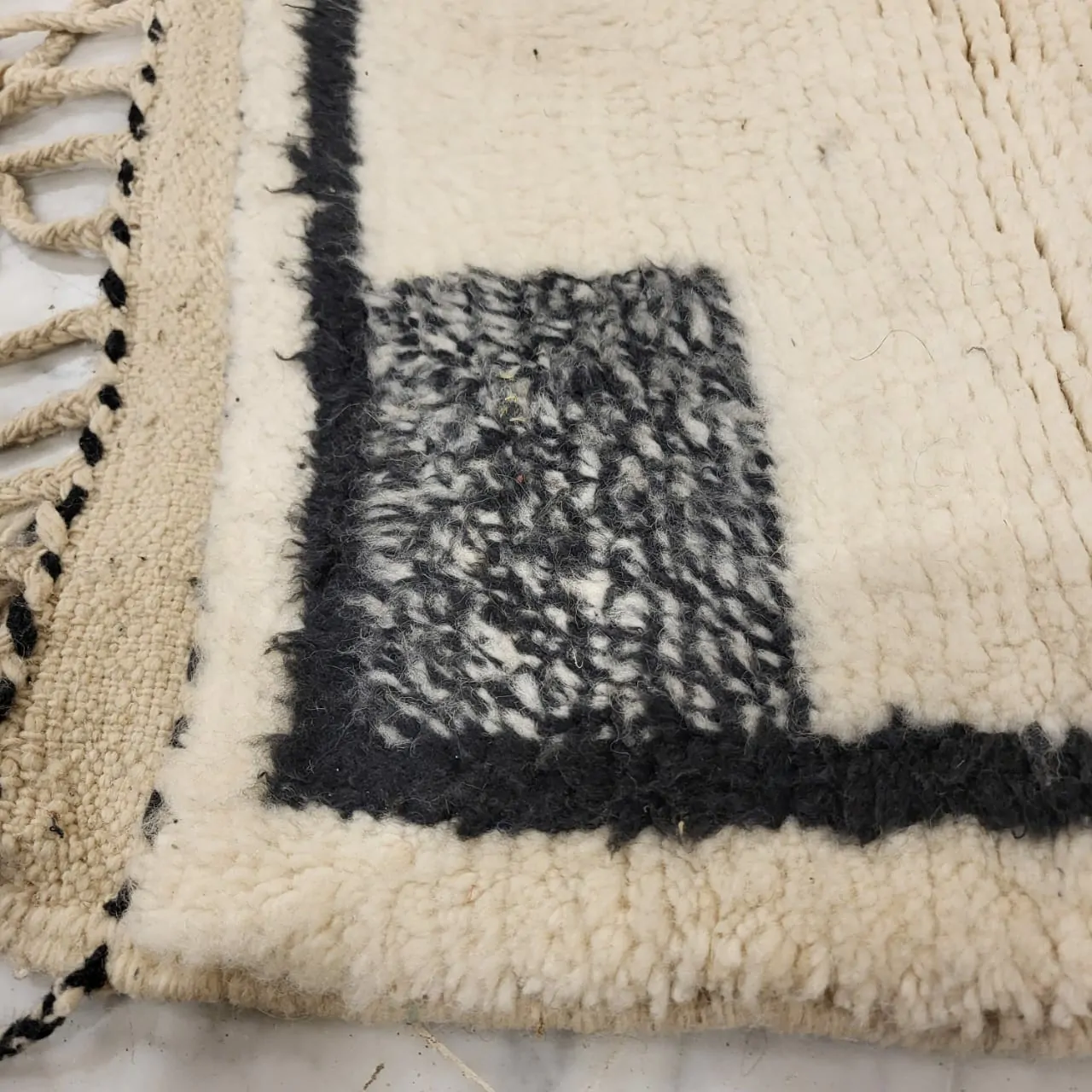 Shag Tribal Moroccan Abstract Rug 7'x10' - Image 4