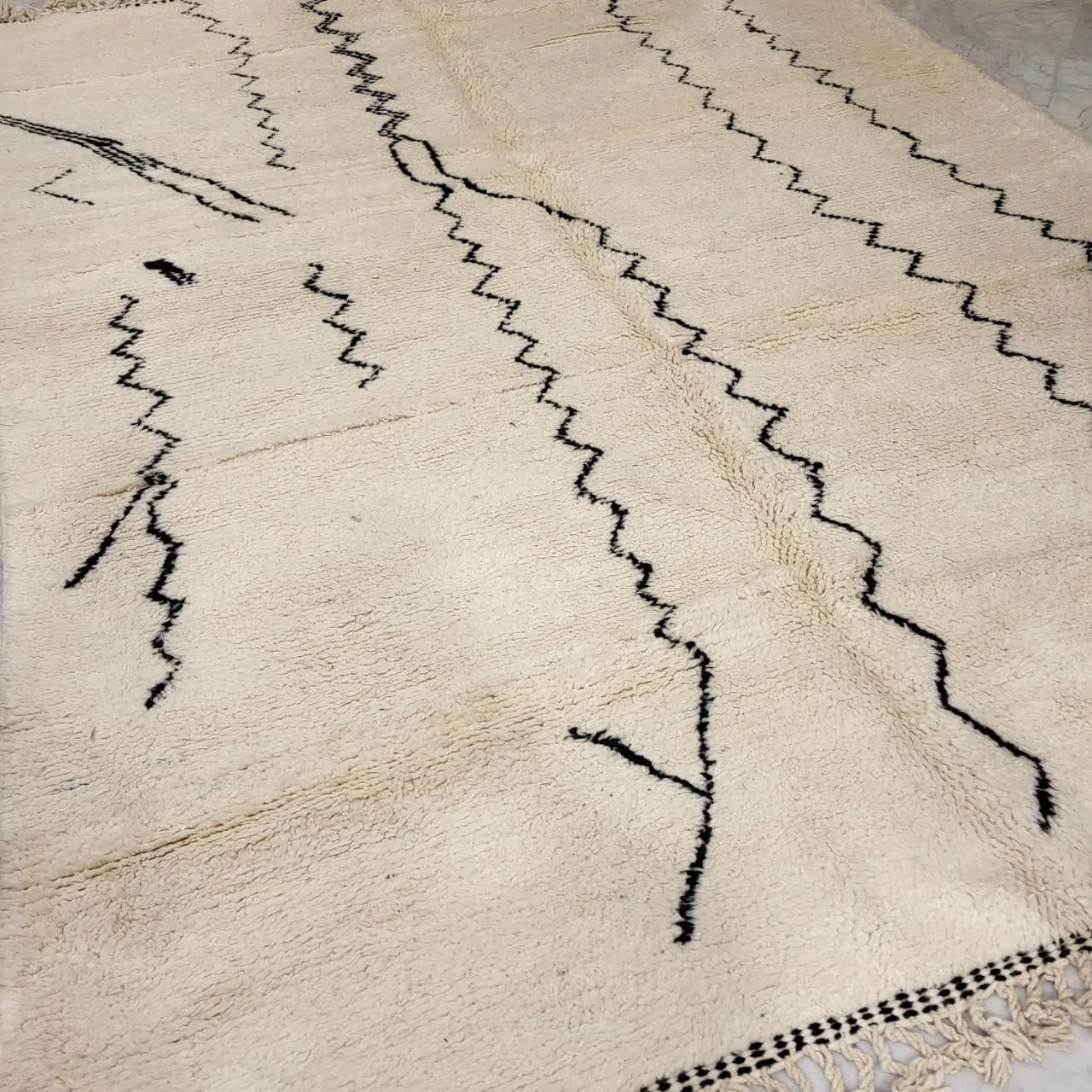 Shag Beni Ourain Moroccan Wool Rug 8'x11' - Image 5