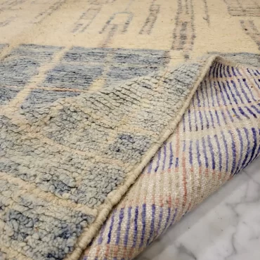 Vintage Berber Moroccan Wool Rug 7’x10′