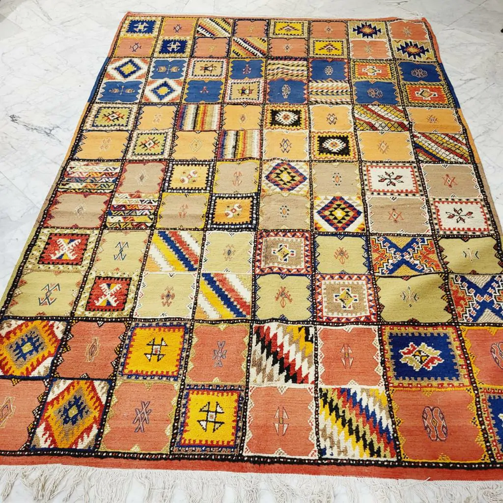 Taznakht Vintage Moroccan Berber Rug 7'x10' - Image 5
