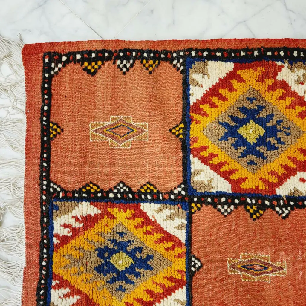 Taznakht Vintage Moroccan Berber Rug 7'x10' - Image 3