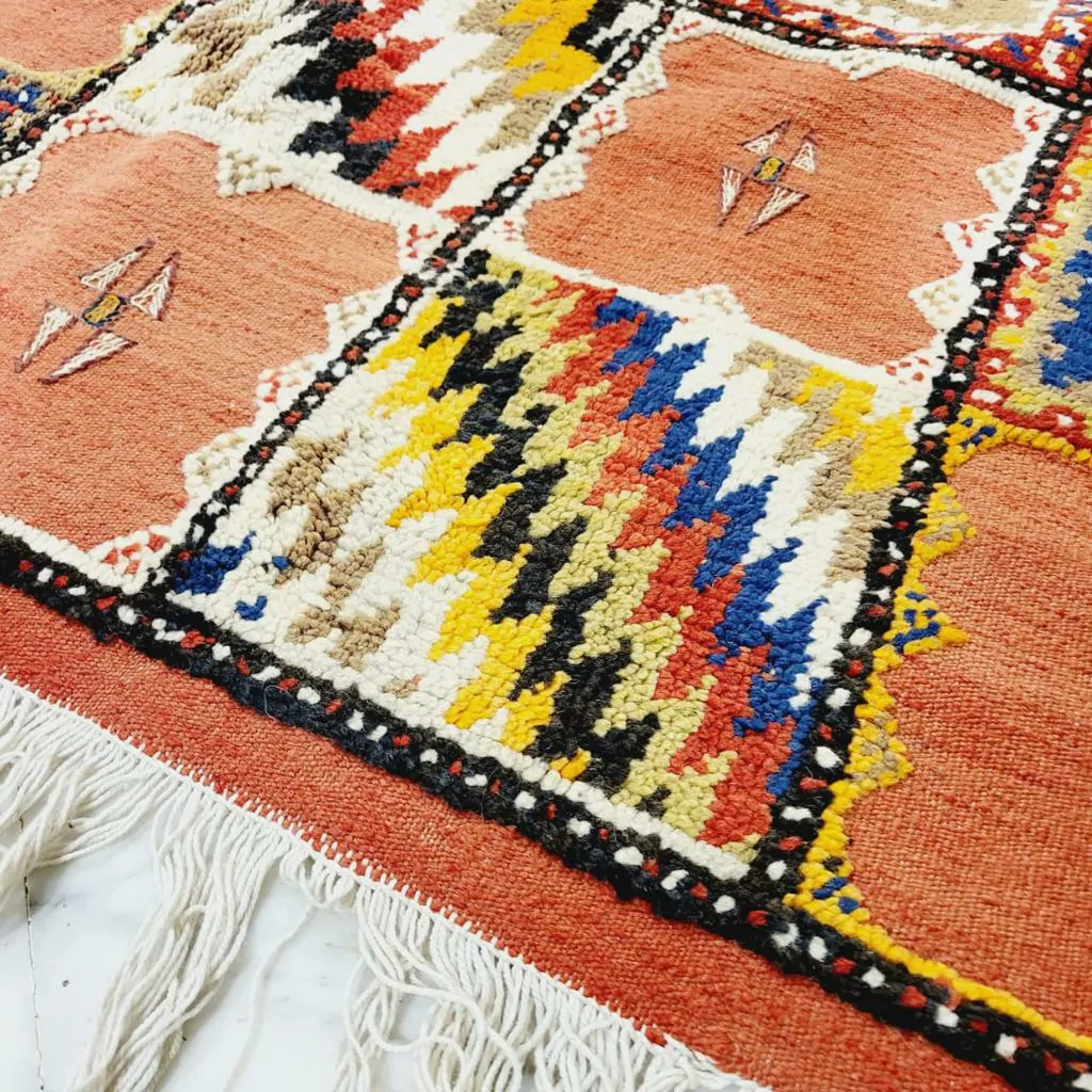 Taznakht Vintage Moroccan Berber Rug 7'x10' - Image 8