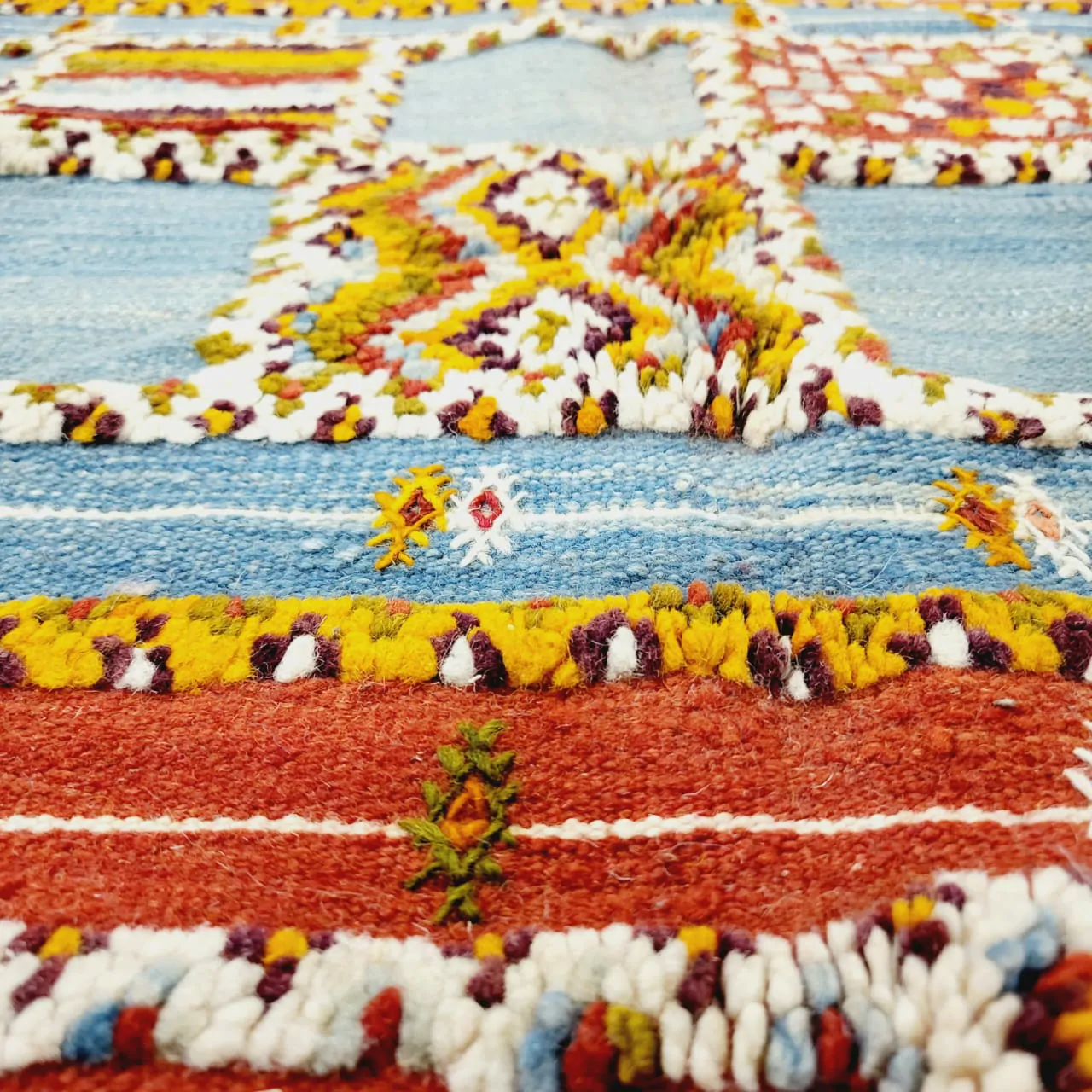 Taznakht Vintage Moroccan Berber Rug 7’x11′