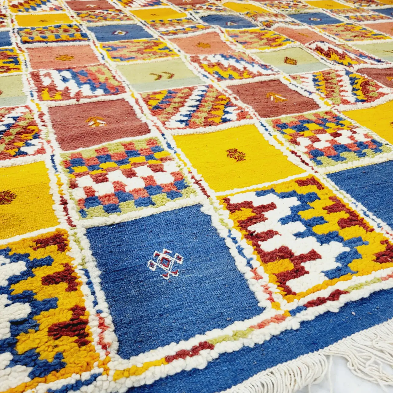 Taznakht Vintage Moroccan Berber Rug 7'x10' - Image 12