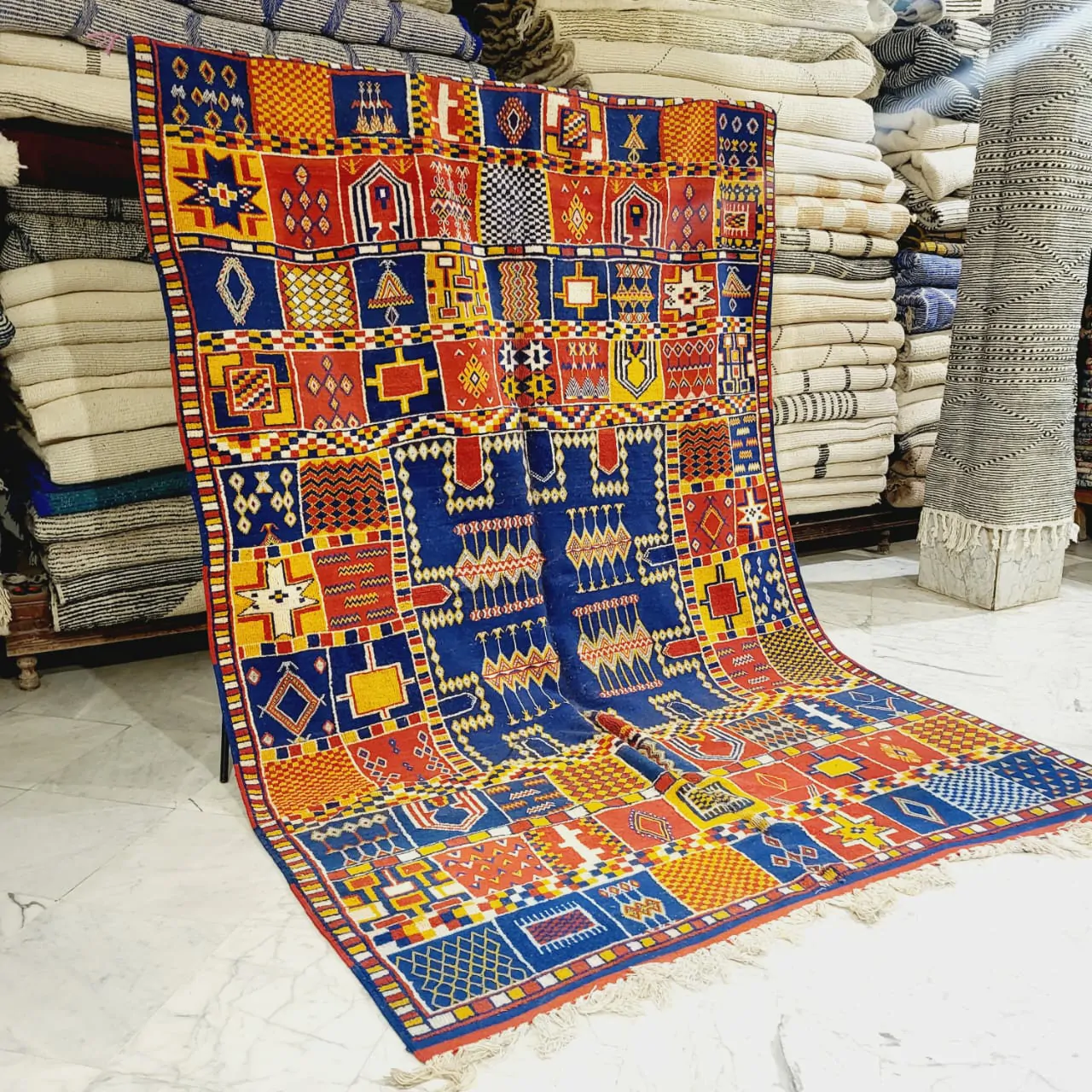 Taznakht Vintage Moroccan Berber Rug 7'x10' - Image 6