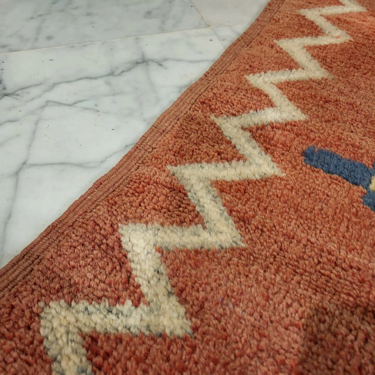 Taznakht Vintage Moroccan Berber Rug 7'x10' - Image 8