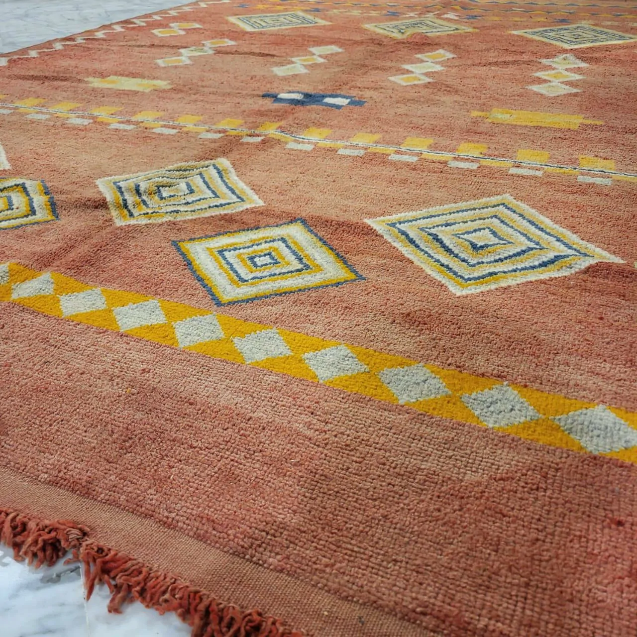 Taznakht Vintage Moroccan Berber Rug 7’x10′