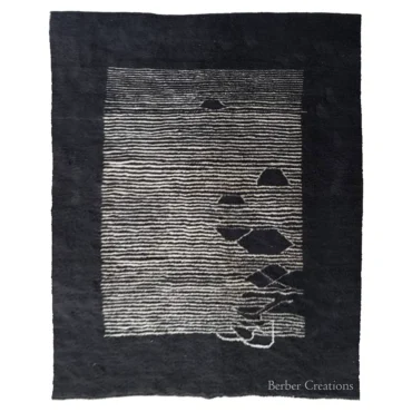 Handwoven Minimalist Beni Wool Rug Black