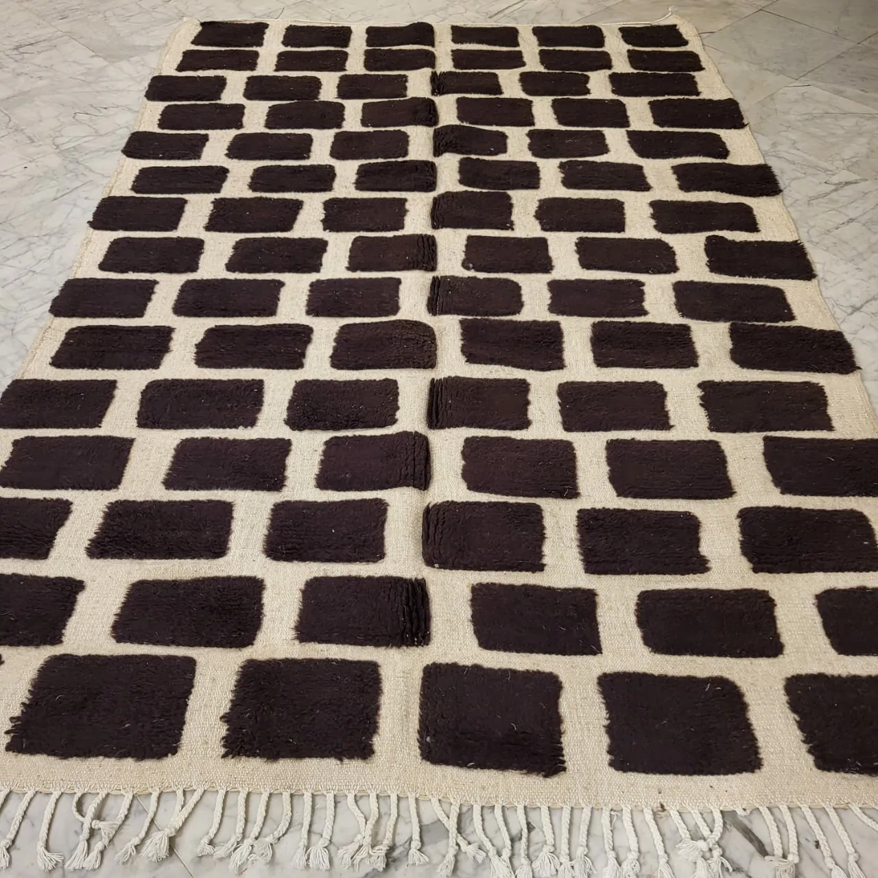 Shag Black and White Moroccan Wool Rug 6'x9' - Image 8