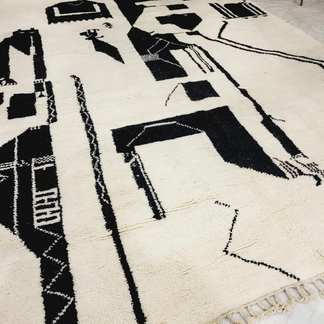 Shag Handmade Beni Ourain Rug 8’x12′ – Abstract Pattern