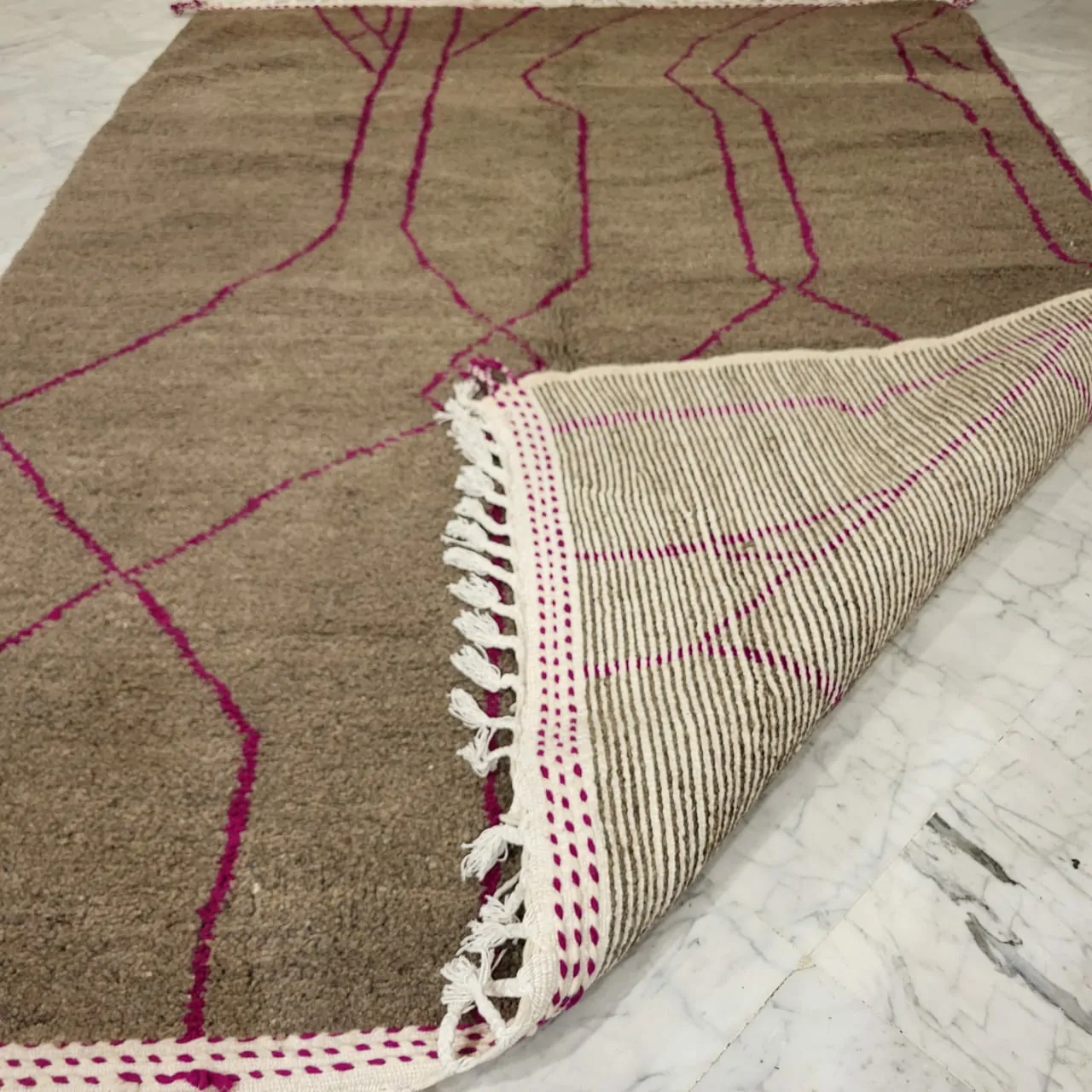 Shag Moroccan Beni Ourain Wool Rug 7'x10' - Image 6