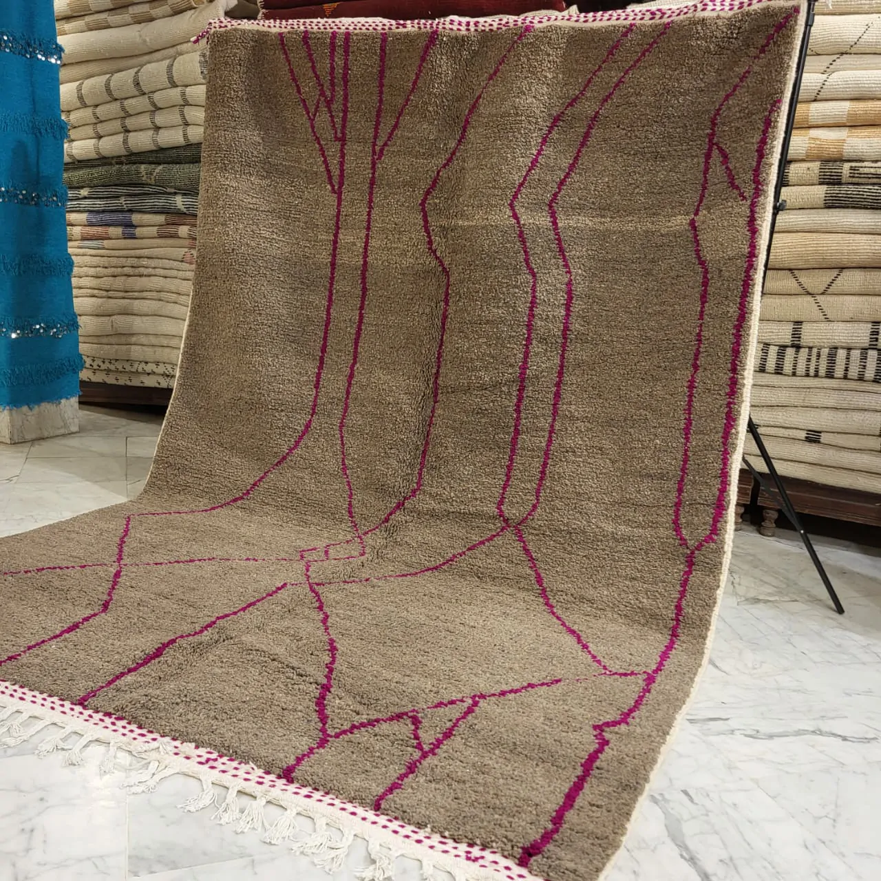 Shag Moroccan Beni Ourain Wool Rug 7'x10' - Image 7