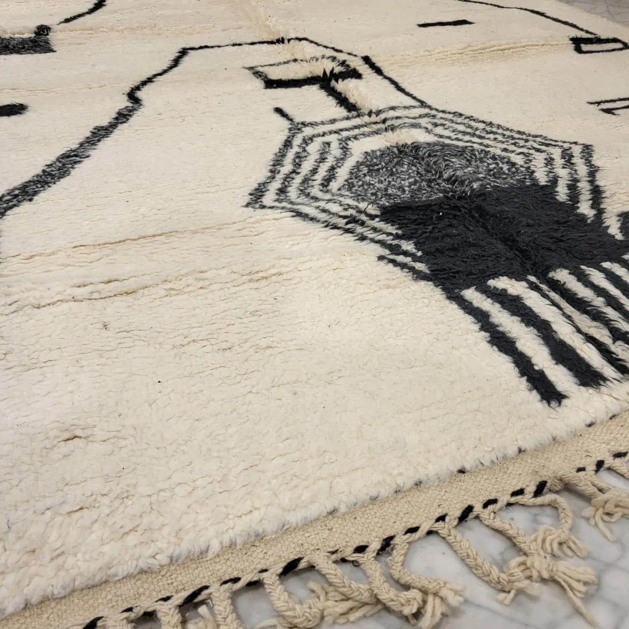 Shag Tribal Moroccan Abstract Rug 7'x10' - Image 5