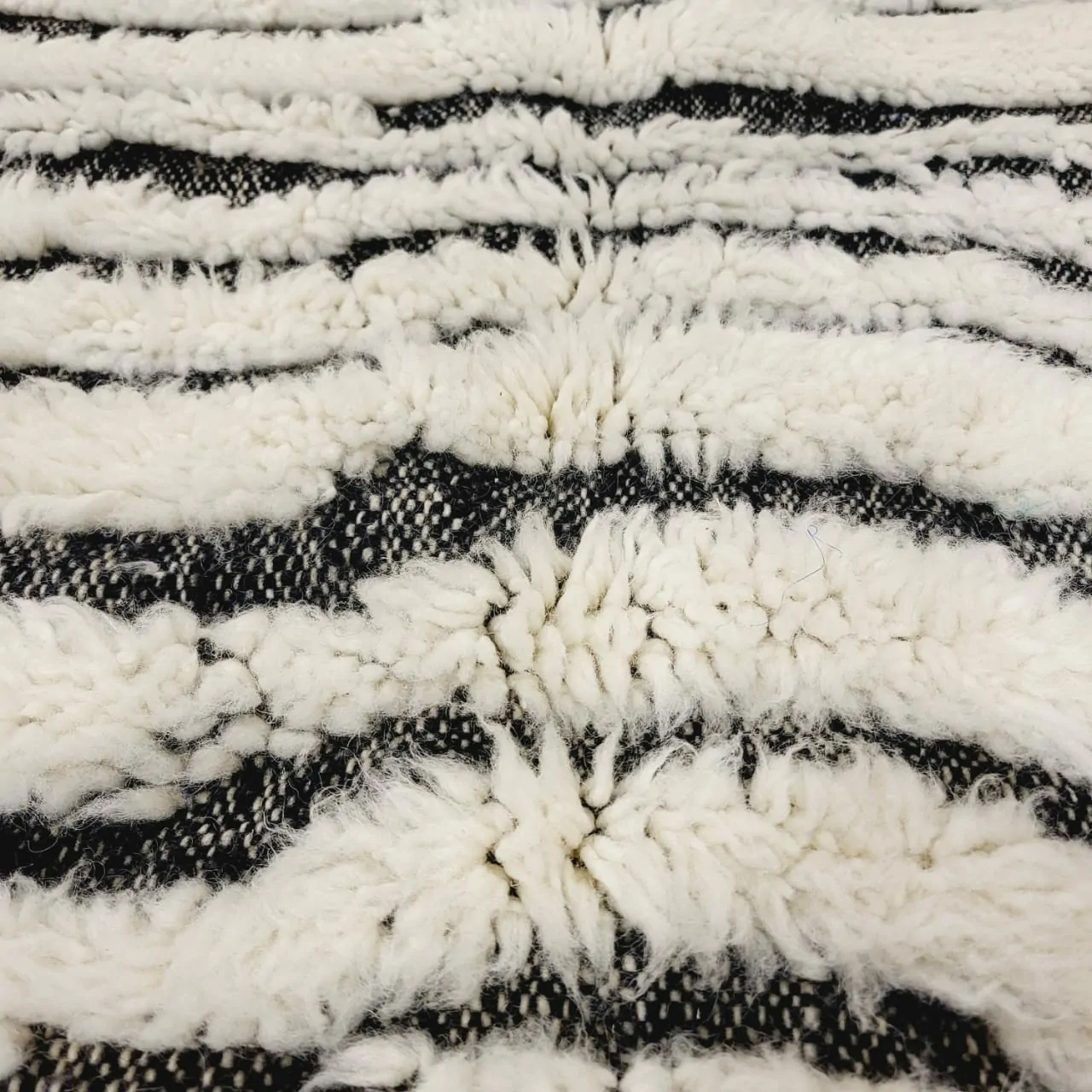 Shag Handmade Beni Ourain Rug 7’x10′ – Zebra Design