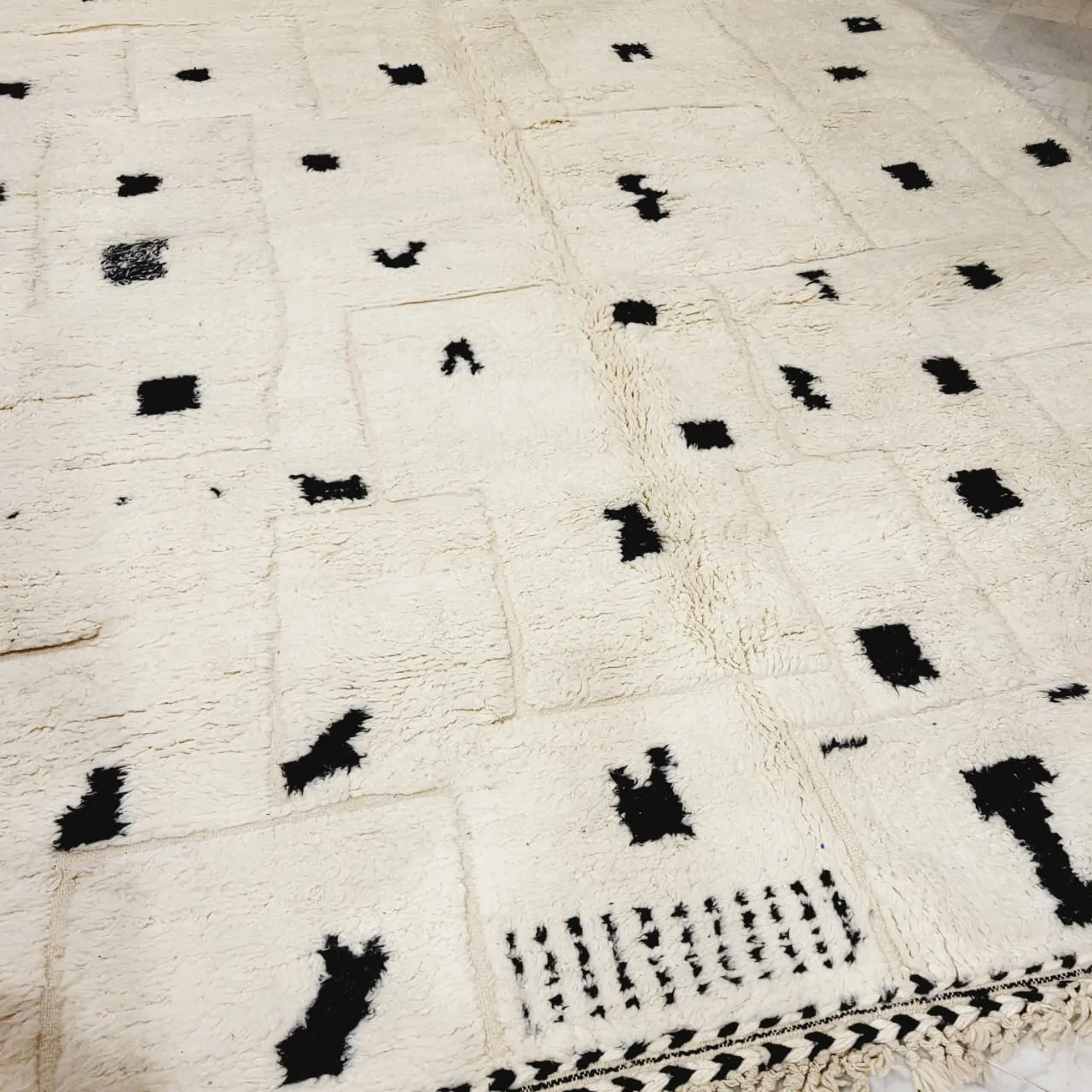 Shag Beni Ourain Moroccan Wool Rug 10’x13′