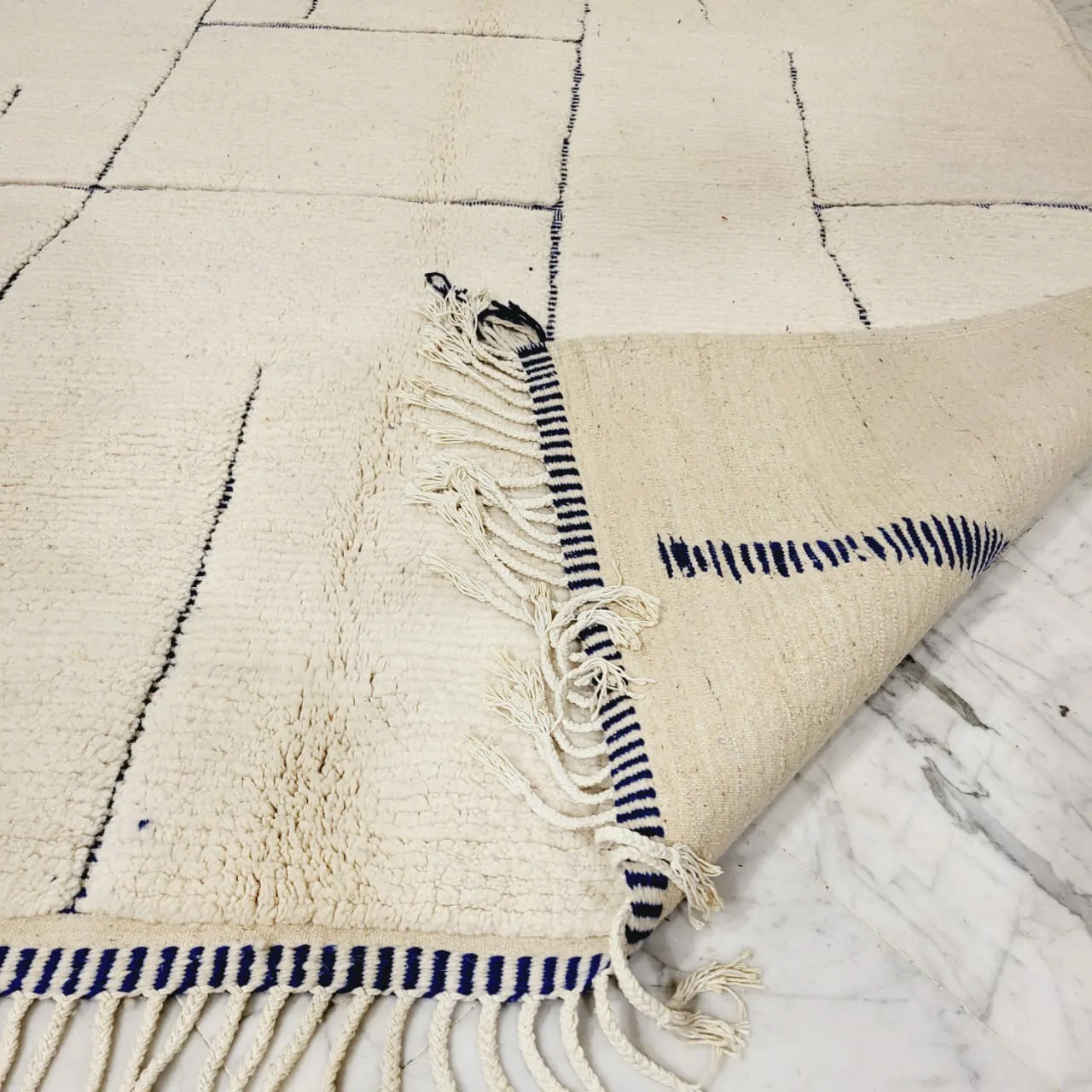 Shag Handmade Beni Ourain Rug 7'x10' - Image 3