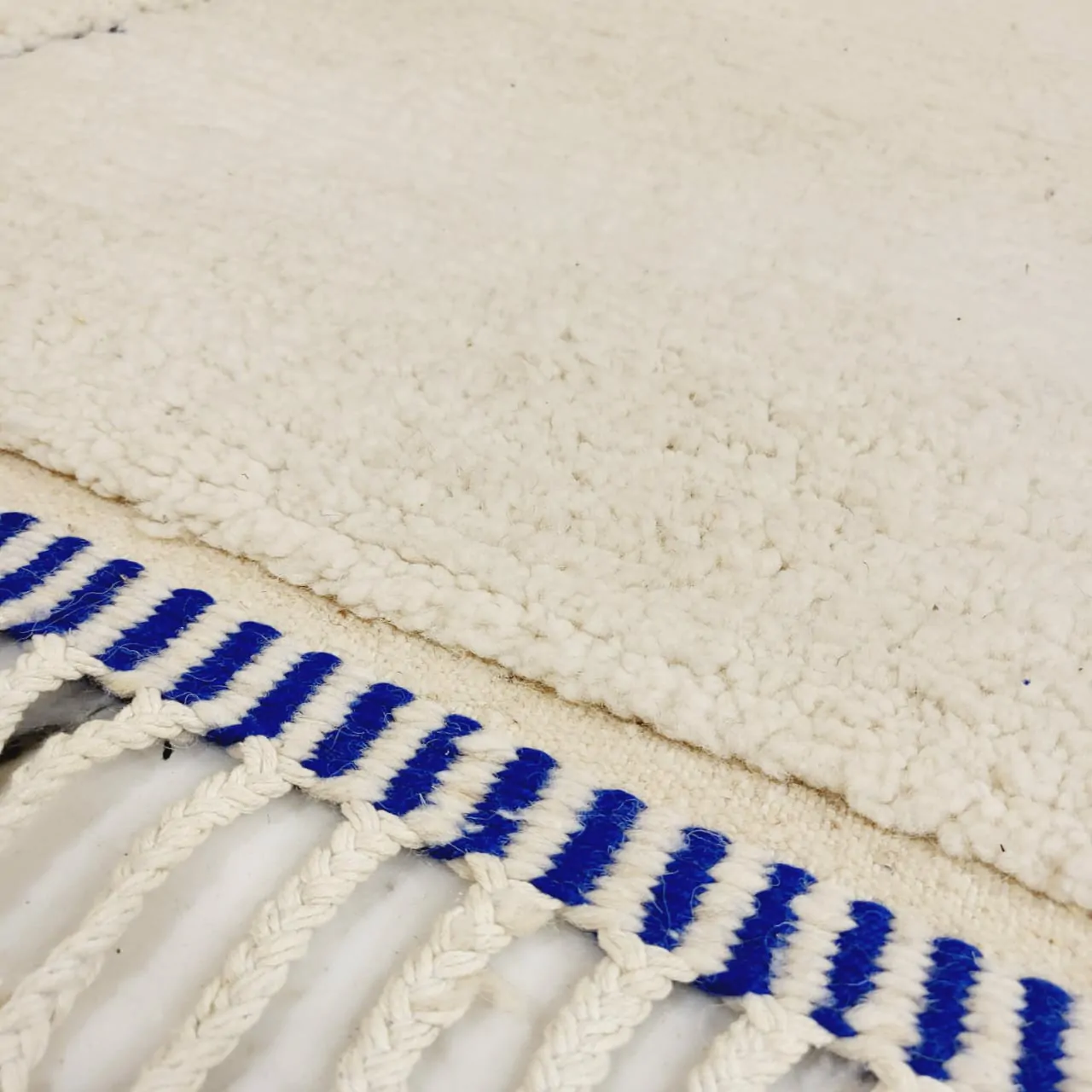 Shag Handmade Beni Ourain Rug 7'x10' - Image 6