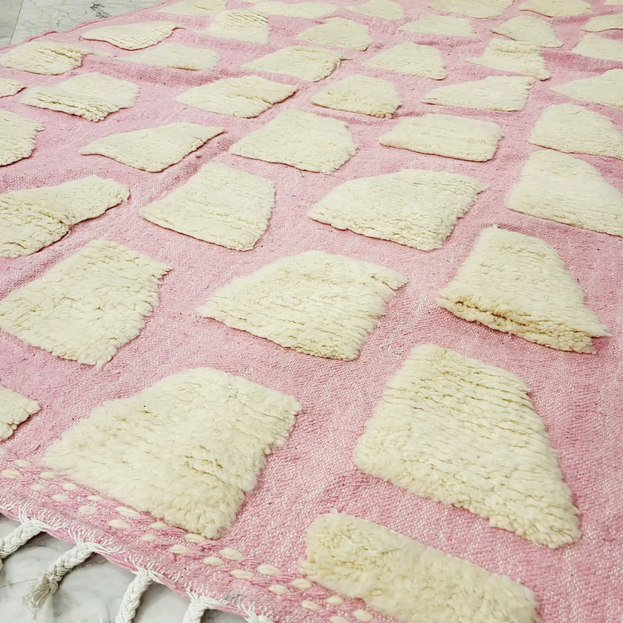 Shag Pink Moroccan Wool Rug 6'x10' - Image 10