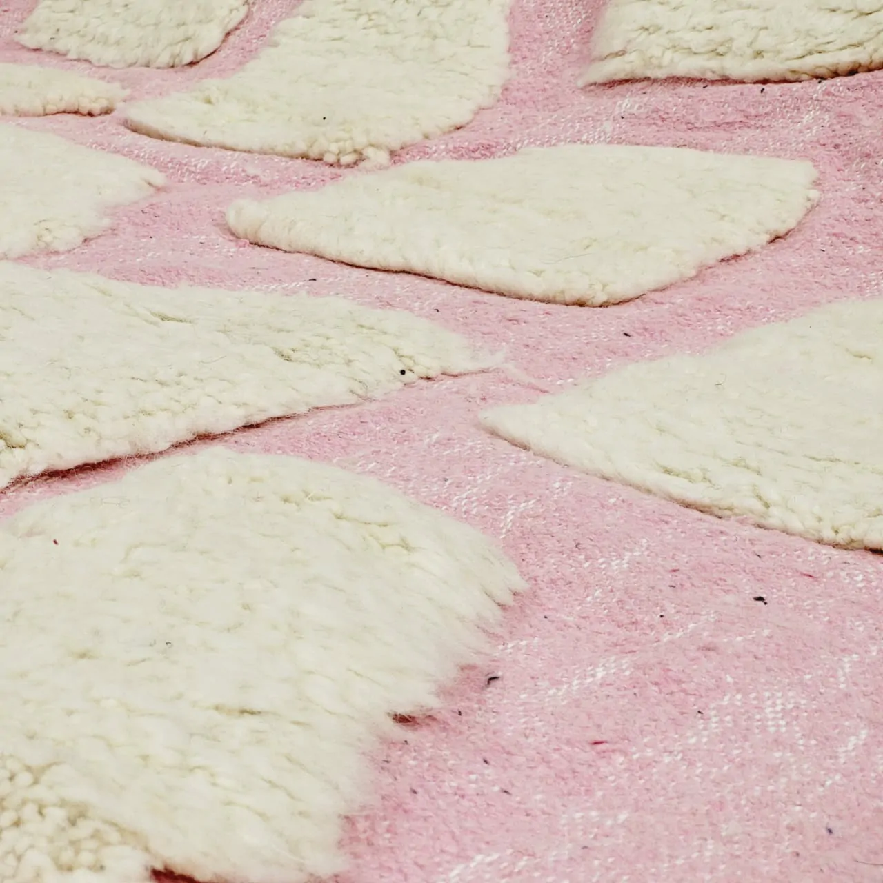 Shag Pink Moroccan Wool Rug 6'x10' - Image 14