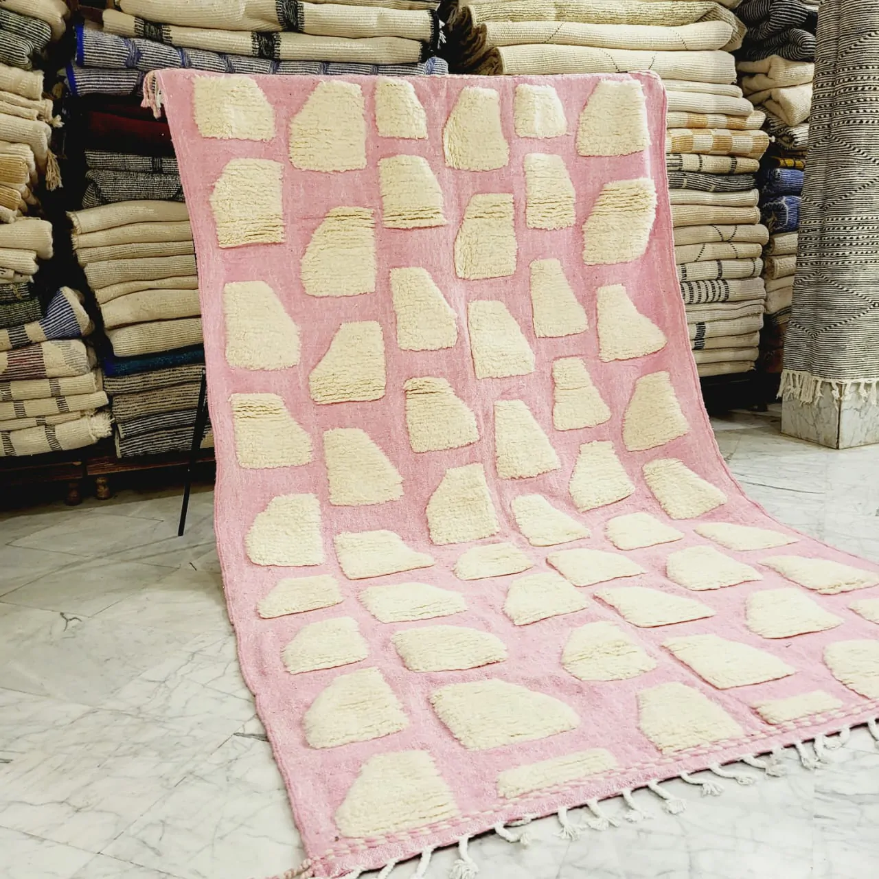 Shag Pink Moroccan Wool Rug 6'x10' - Image 5