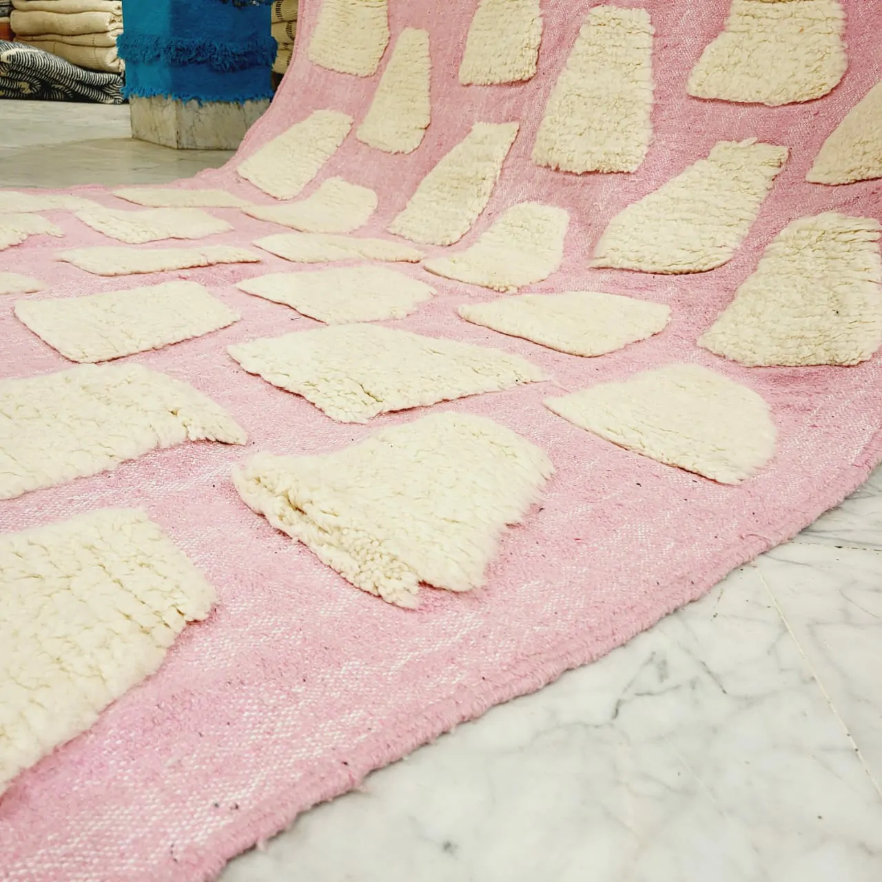 Shag Pink Moroccan Wool Rug 6'x10' - Image 8