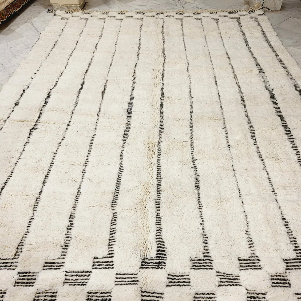 Shag Moroccan Beni Ourain Rug 10'x13' - Image 11