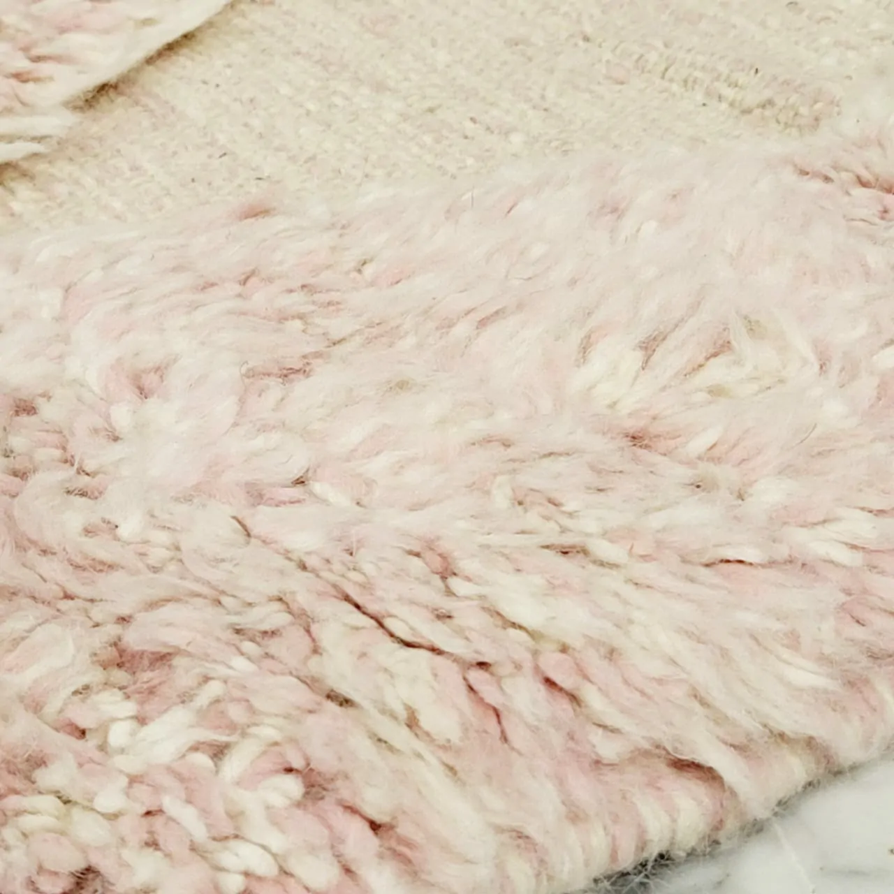 shag moroccan pink beni ourain wool rug large details 5