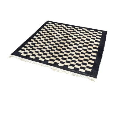 Handmade Checkered Beni Rug Black and White – CHROMA