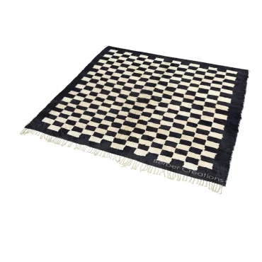 Checkered Shag Beni Rug Black and White