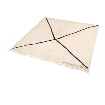 Moroccan Beni Wool Rug Black and White – AGHRAW