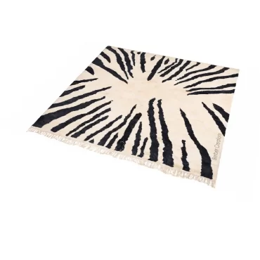 Moroccan Beni Wool Rug Black and White – RADIA