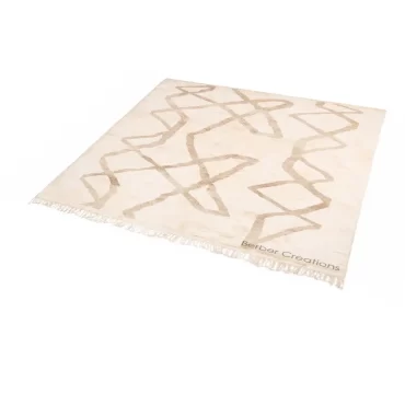 Moroccan Beni Wool Rug White and Beige – AZZA