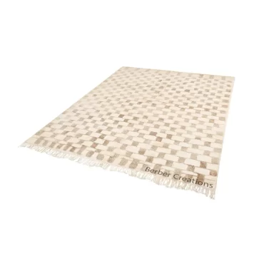 Beige Moroccan Beni Rug – QAMAR