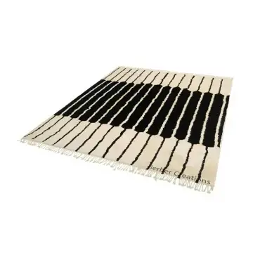 Handmade Moroccan Berber Rug Black and White – MAYA