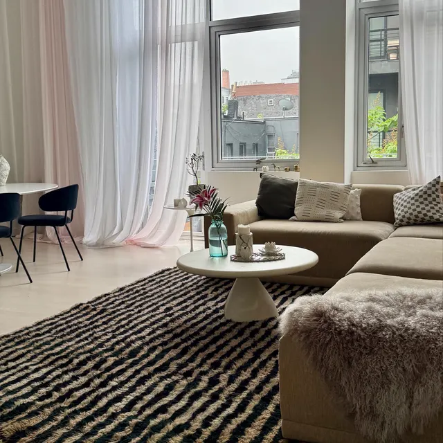 You are currently viewing Why Moroccan Rugs Are Perfect for Summer Interiors