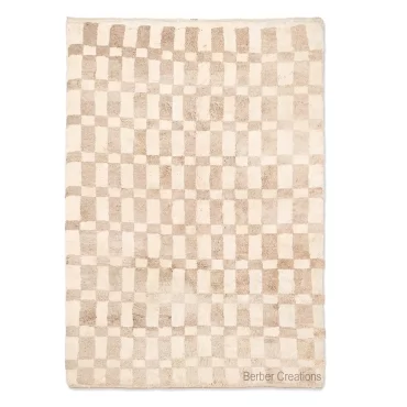 Hand-woven Moroccan wool rug with a checkered pattern KANZA