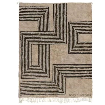 Abstract Geometric Black and Beige Rug | Labyrinth Line Art