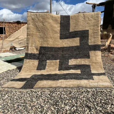 Bauhaus Maze Beige & Black Beni M’rirt Rug – Hand-Knotted Luxury Moroccan Wool