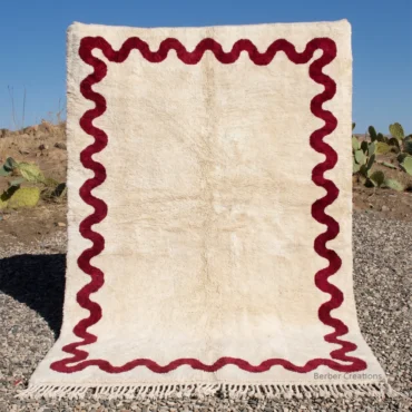 The Crimson Ripple – Minimalist Wavy-Border Cream Moroccan Wool Rug