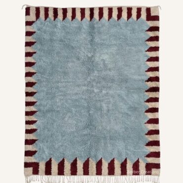 The Tisi Rug – Handmade Dusty Blue, Oatmeal & Burgundy Sawtooth Border Moroccan Rug